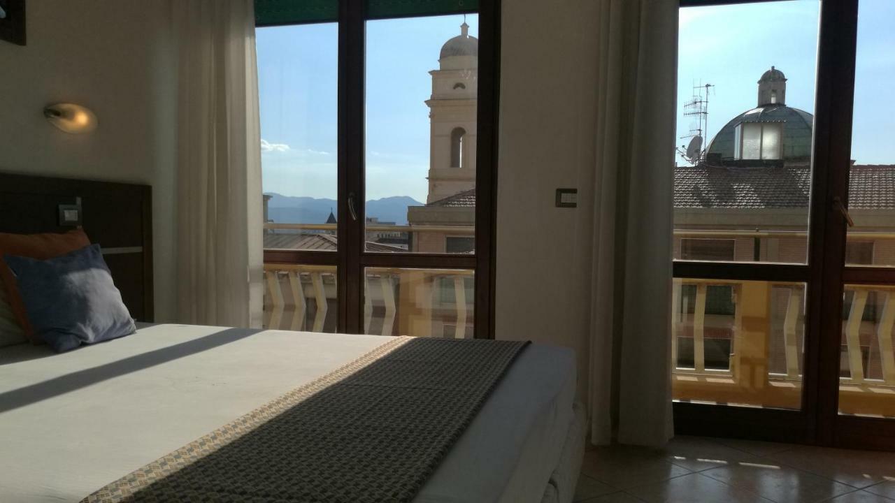 Hotel La Terrazza Cagliari Eksteriør bilde
